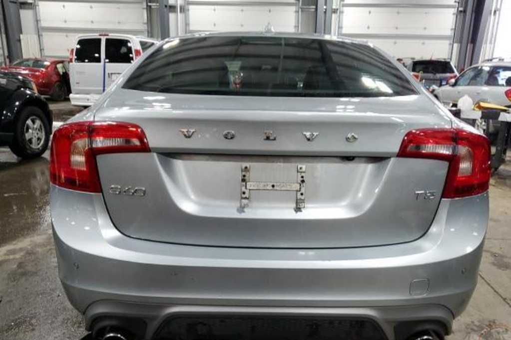 Кришка багажника/ бампер задній Volvo S60 2018-2022рр