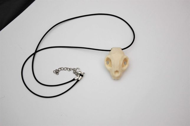 naszyjnik z czaszką kota sztuczna czaszka cosplay kot cat skull