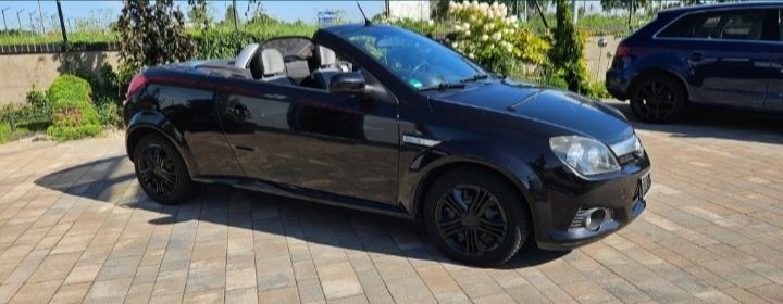 Kabriolet opel tigra 1.8