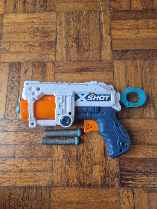 Pistola de brincar Xshot