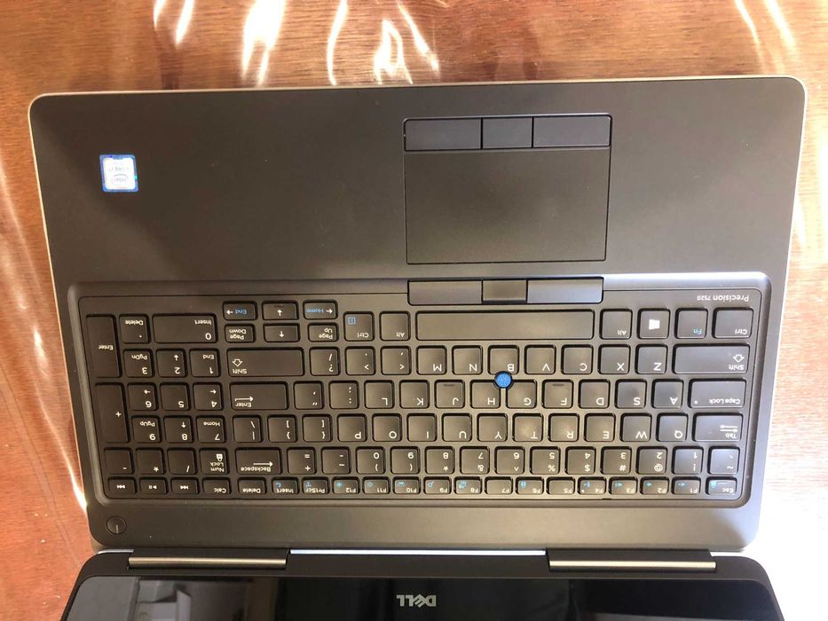 Ноутбук 15" FHD Dell Precision 7520 (Xeon E3-1545M/16/SSD 256Gb/M2200)
