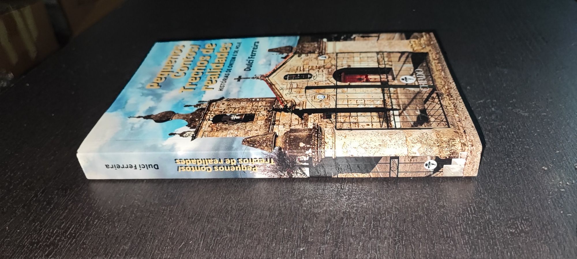 Livro, Pequenos Contos / Treichos Realidade.