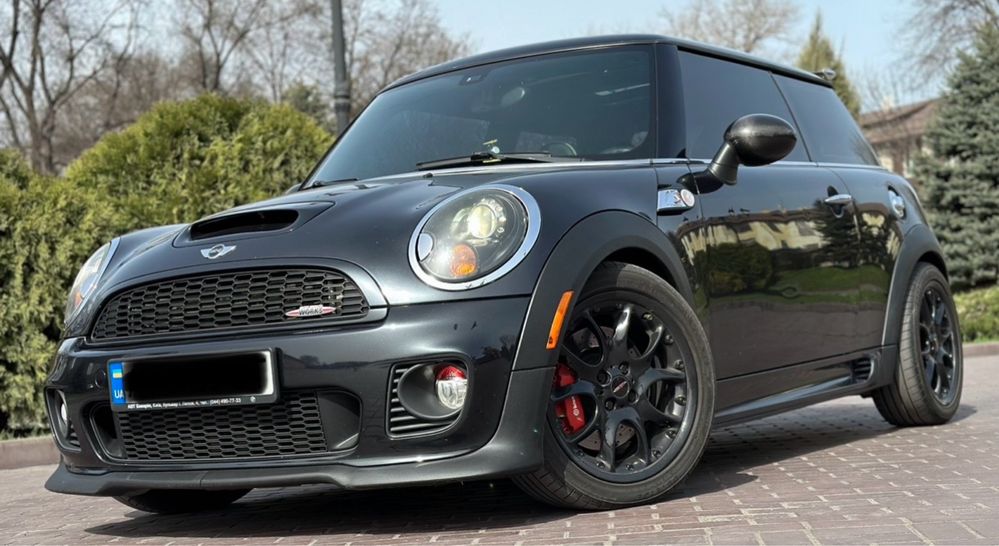 Продам MINI COOPER John Cooper Works 2007 1.6t