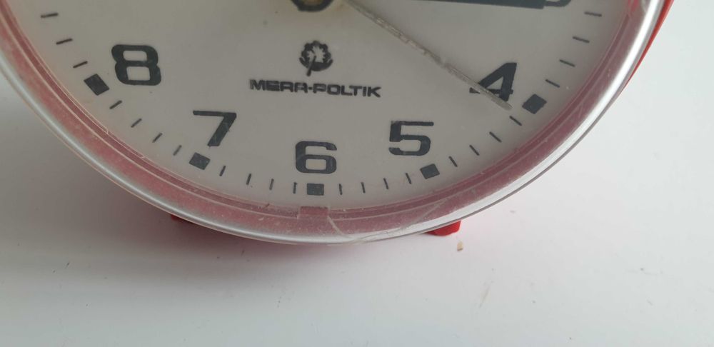 Starocie z Gdyni - Budzik polski na chodzie, sprawny