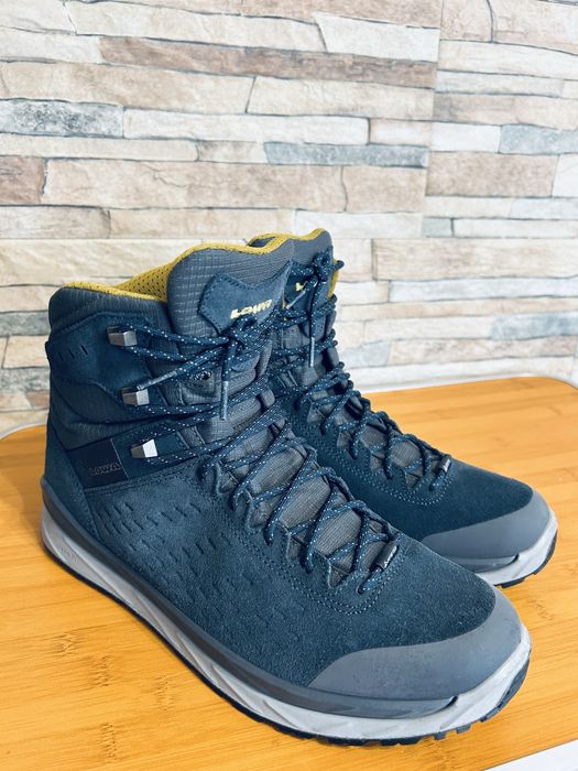 Черевики Lowa Malta GTX MID