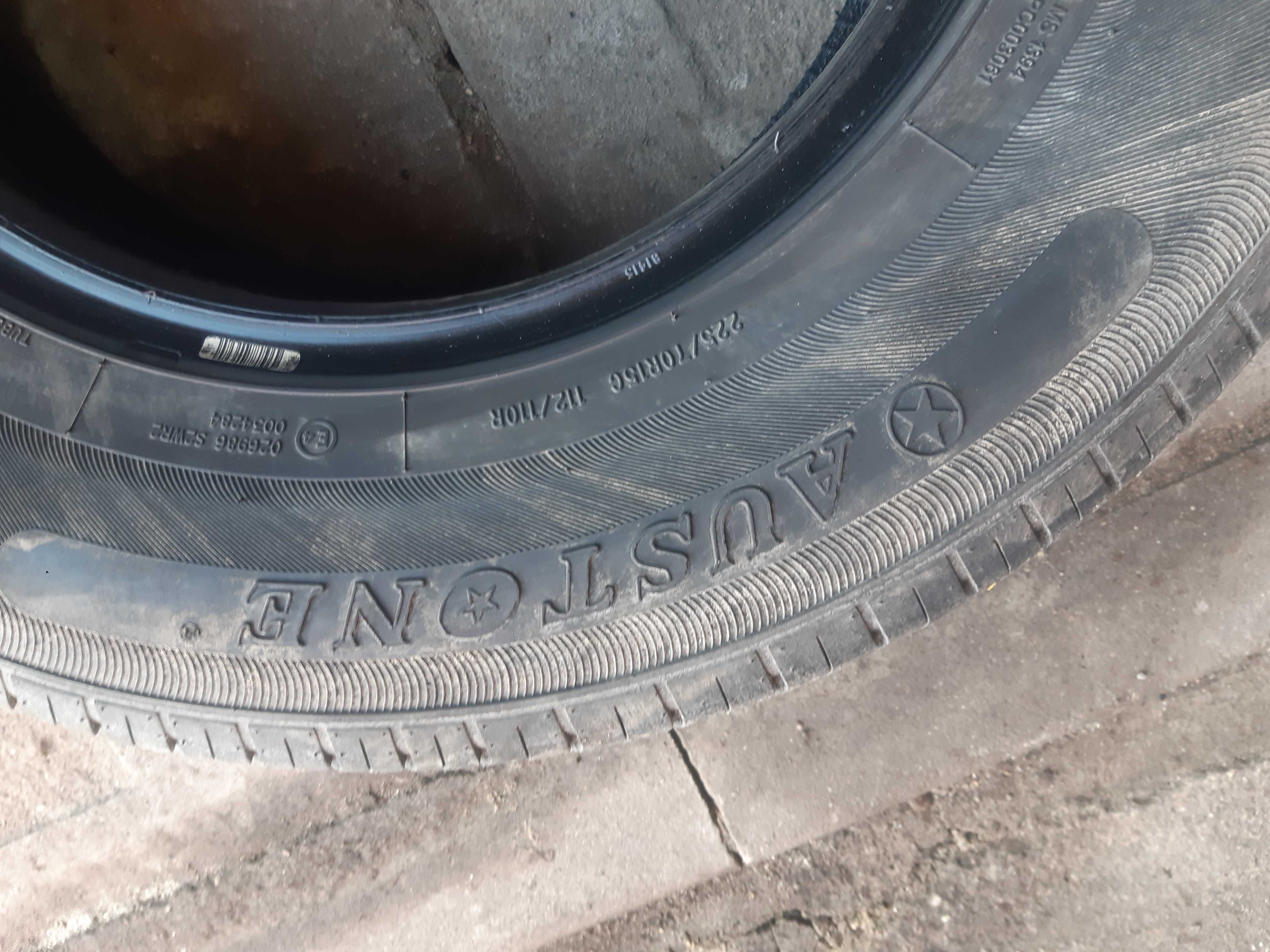 Opony letnie Bus Austone 225/70/15C komplet