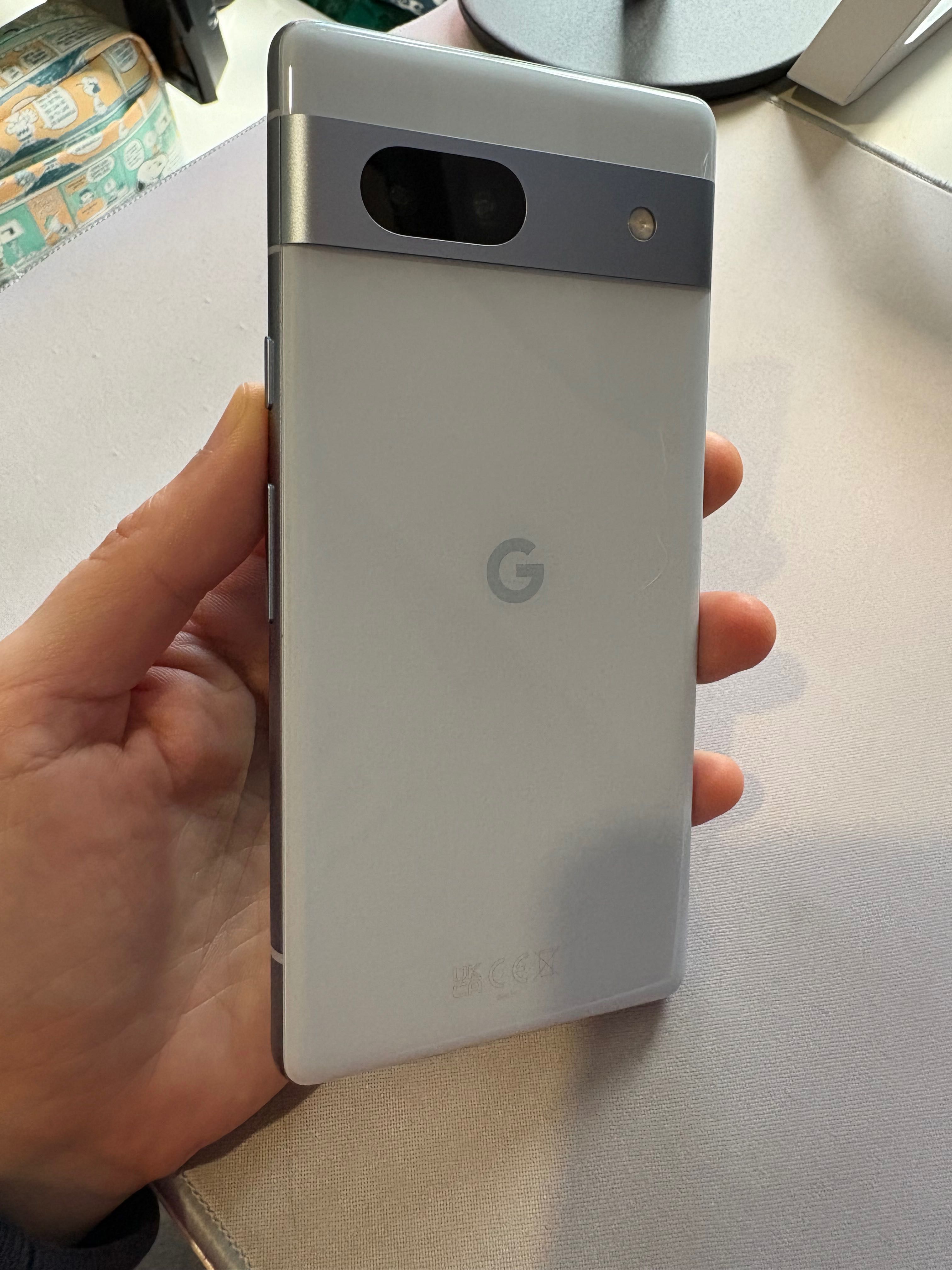 Pixel 7a azul claro (como novo)