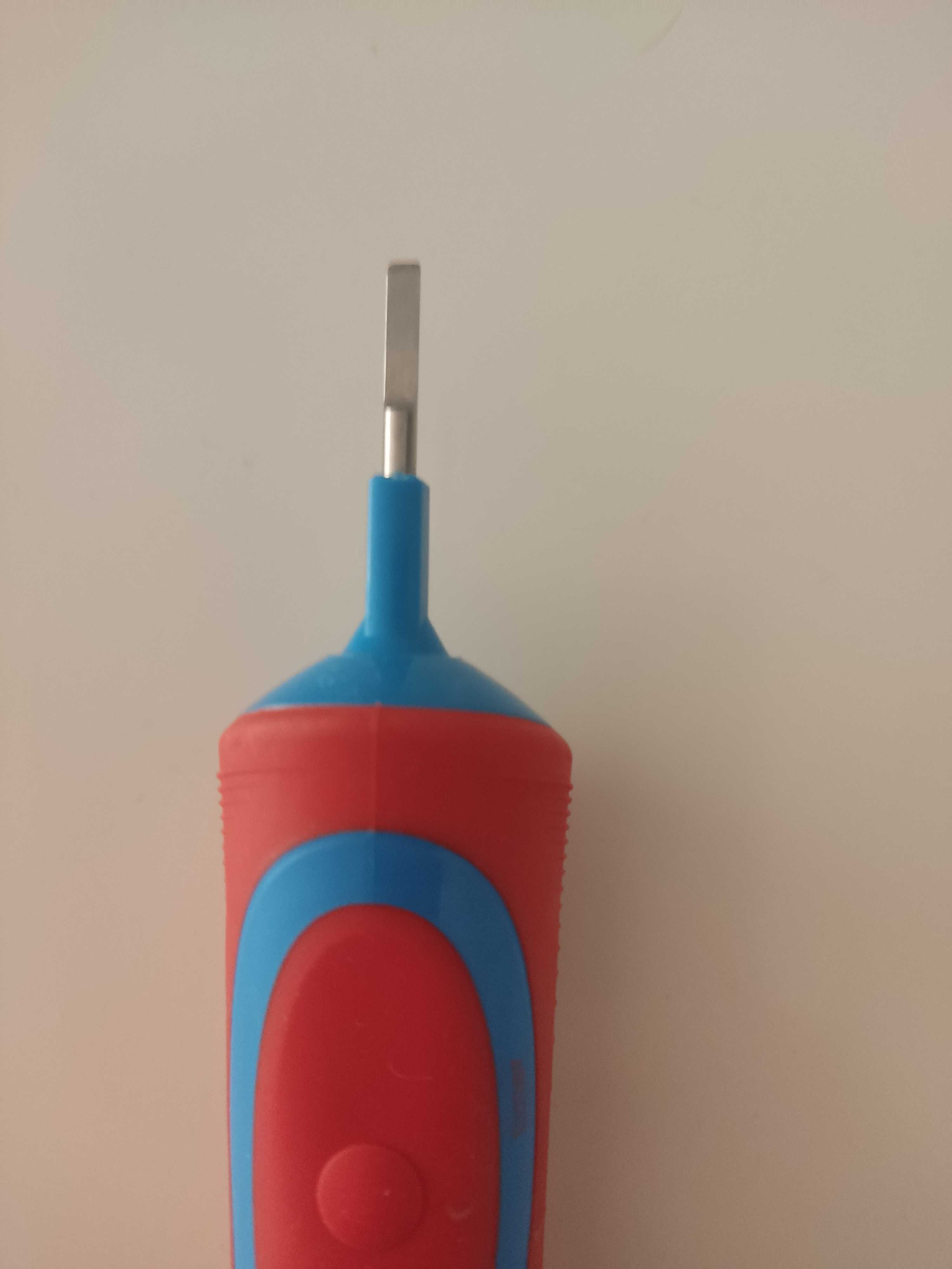 Электрическая зубная щетка Braun Oral-B (моторный блок)