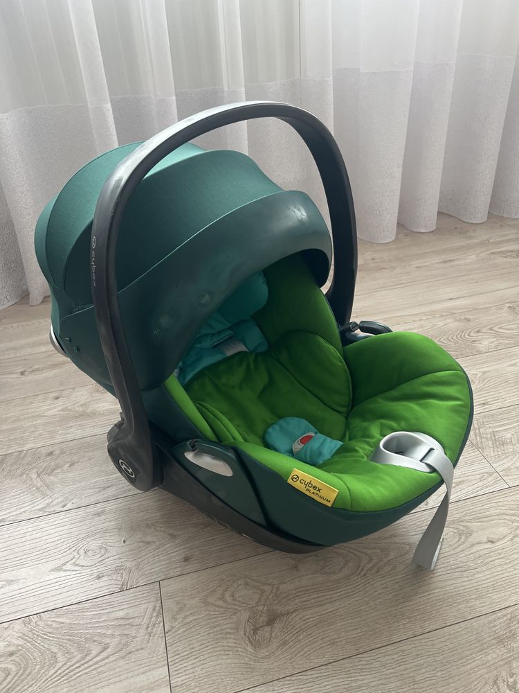 Автокрісло cybex cloud Q platinum