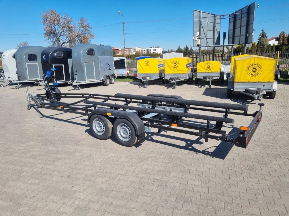 Przyczepa podłodziowa czarna 8,8 dł knott Nowa Producent hamowa 2700kg