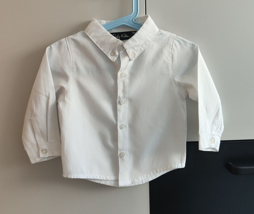 Klasyczna biała koszula rozmiar 86