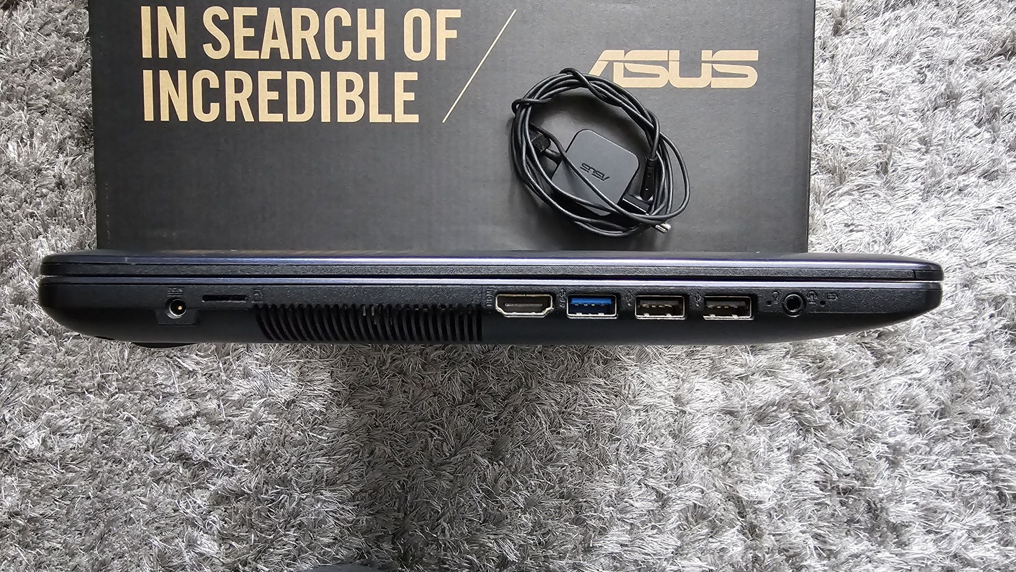 Laptop ASUS Intel Celeron N4000/4GB RAM/256GB SSD/Windows 11