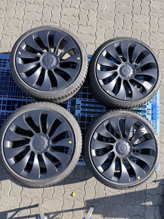 Диски комплект Tesla Model Y /R21 performance