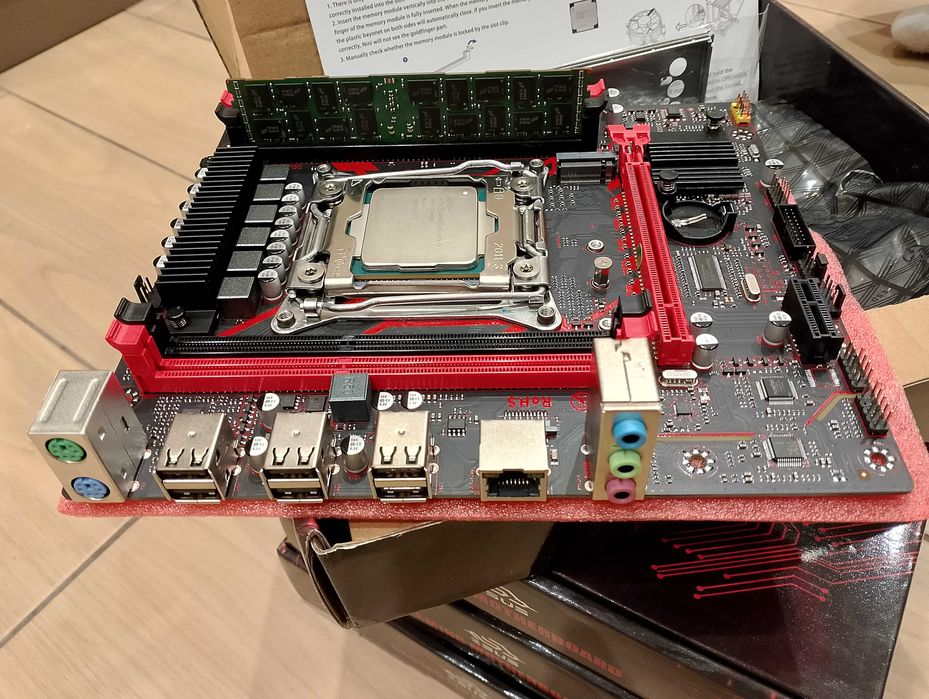 Мощный игровой комплект мать + xeon 2676v3 + ram 16gb