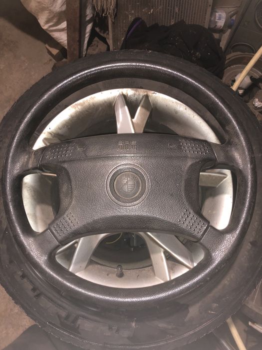 Продам руль подушку и шлейф на бмв е36