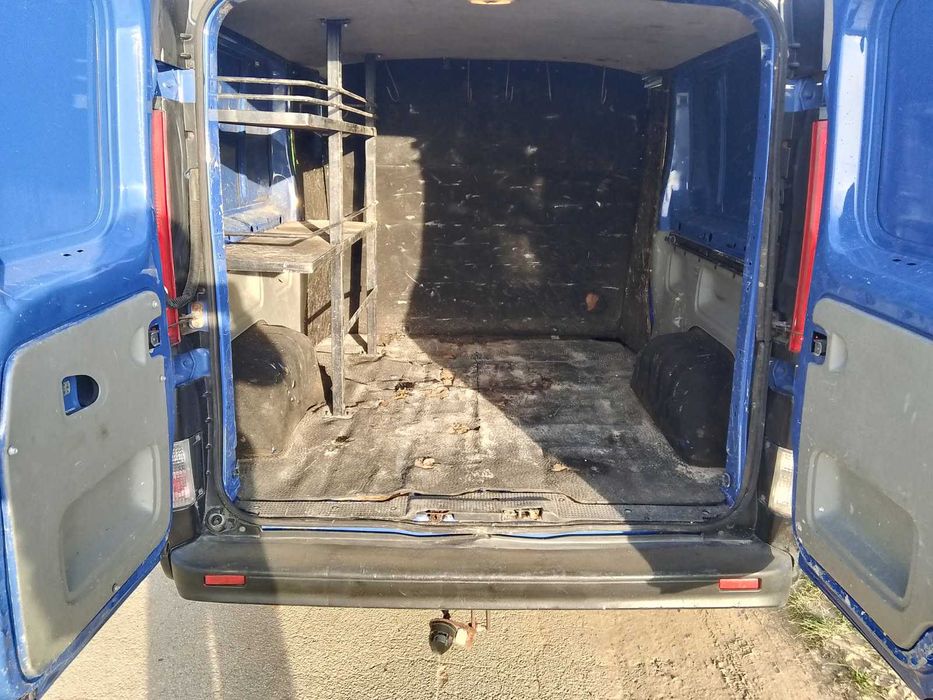 Opel Vivaro brygadówka 6 osób klima