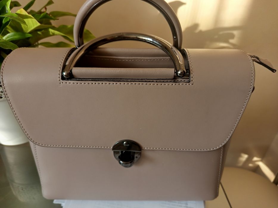 Продам сумку натуральна  шкіра Італія