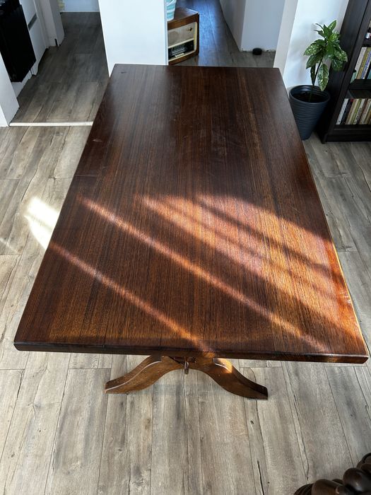 Stół dębowy biesiadny z krzeslami dębowymi