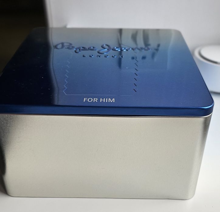 Металева коробка 21,5×20,5×11,5см