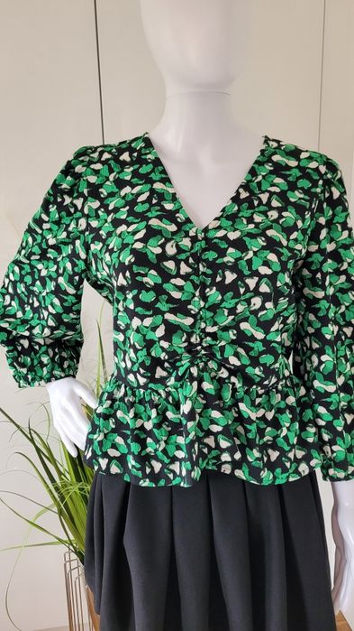 Bluzka damska wzorzysta zielona dekolt V S
