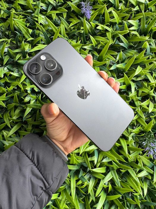 Apple iPhone 15 Pro Max 256GB Preto Titânio Recondicionado - Loja Ovar