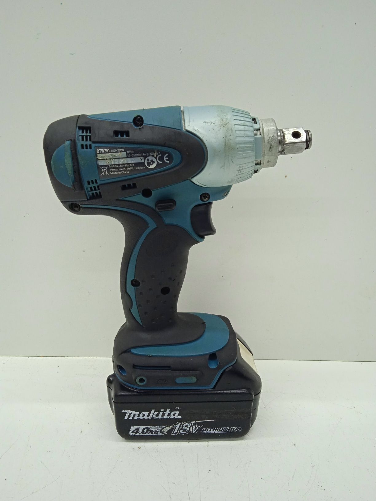 Makita DTW251 Akumulatorowy Klucz Udarowy 1/2" 4.0Ah