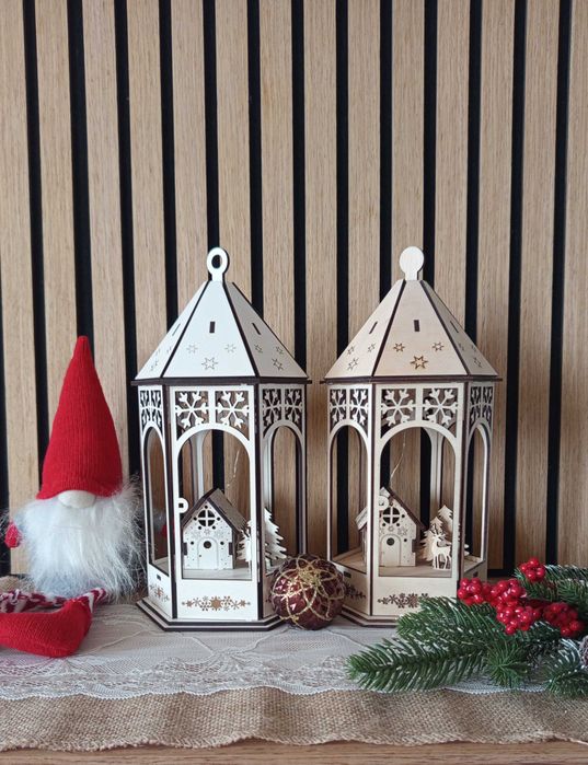 Lampion Led z domkiem i reniferem