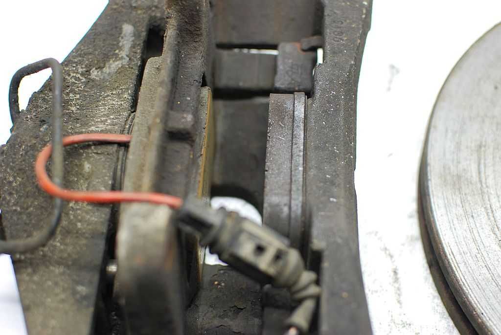 Swap Hamulców 320mm Zaciski Tarcze Klocki Audi A4 B6 B7 Komplet