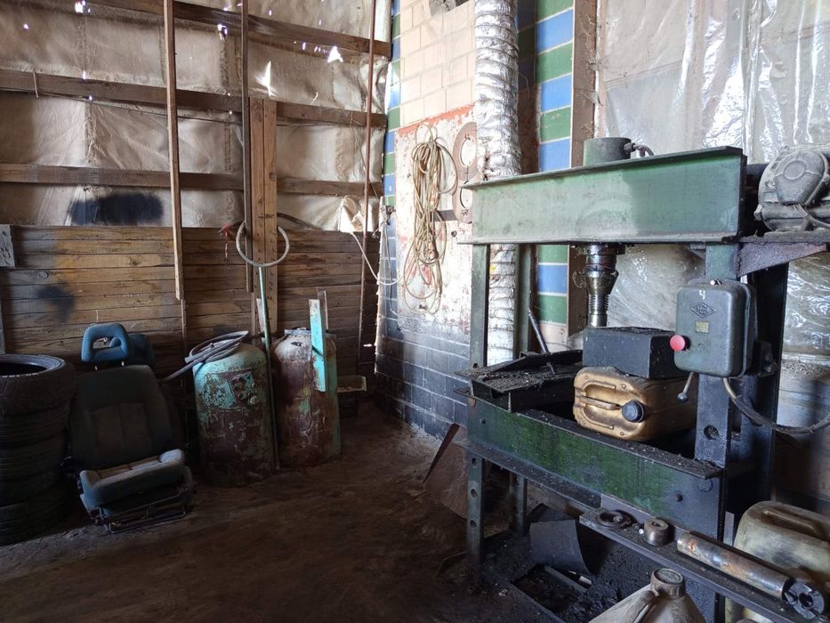 Сто продам 300000