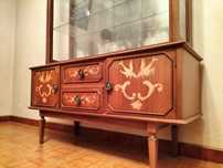 Móvel de sala com vitrine