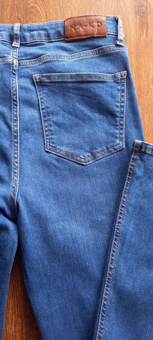 Spodnie jeansowe dzwony damskie 40 niebieskie