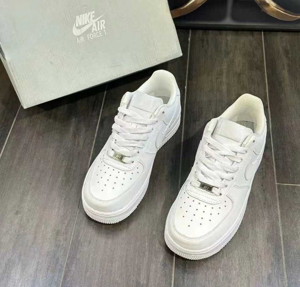 Nike Air Force 1 '07 White 43