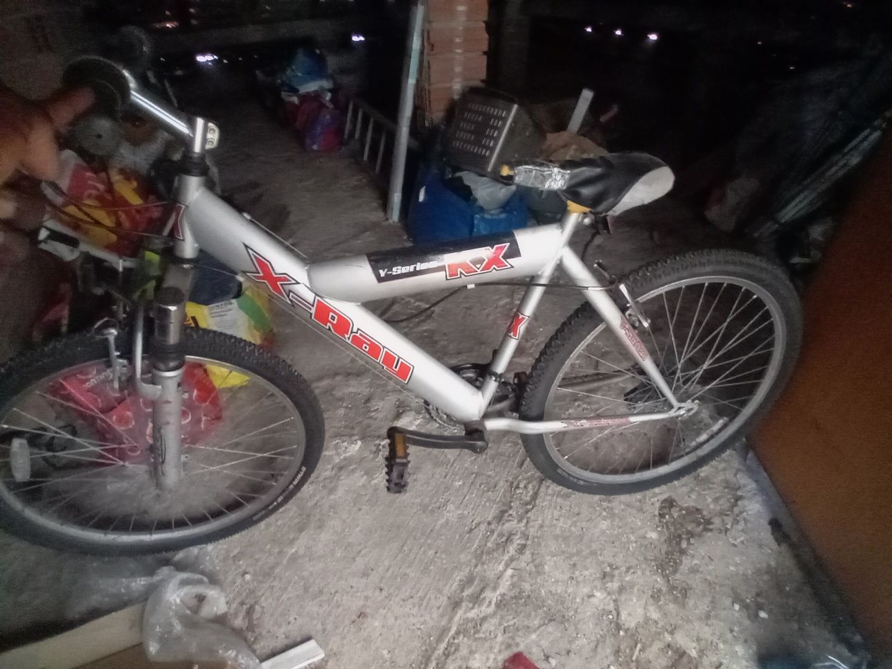 Tenho essa bicicleta para venda roda 24