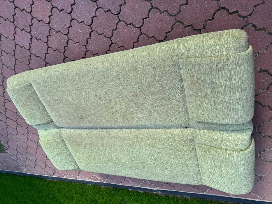 wypoczynek kanapa rozkładana sofa łózko wersalka tapczan spanie