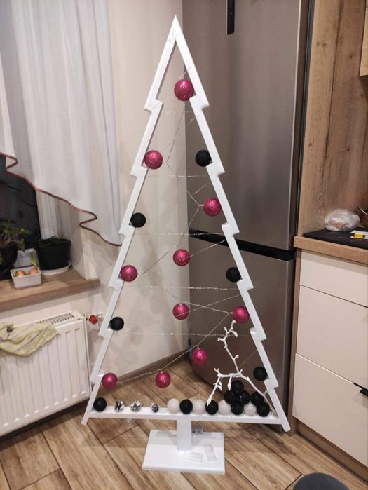 Choinka ozdobna z drewna