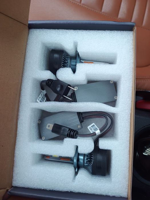 Автомобільні Led лампи DawnKnight K5P-43K-H7-QT