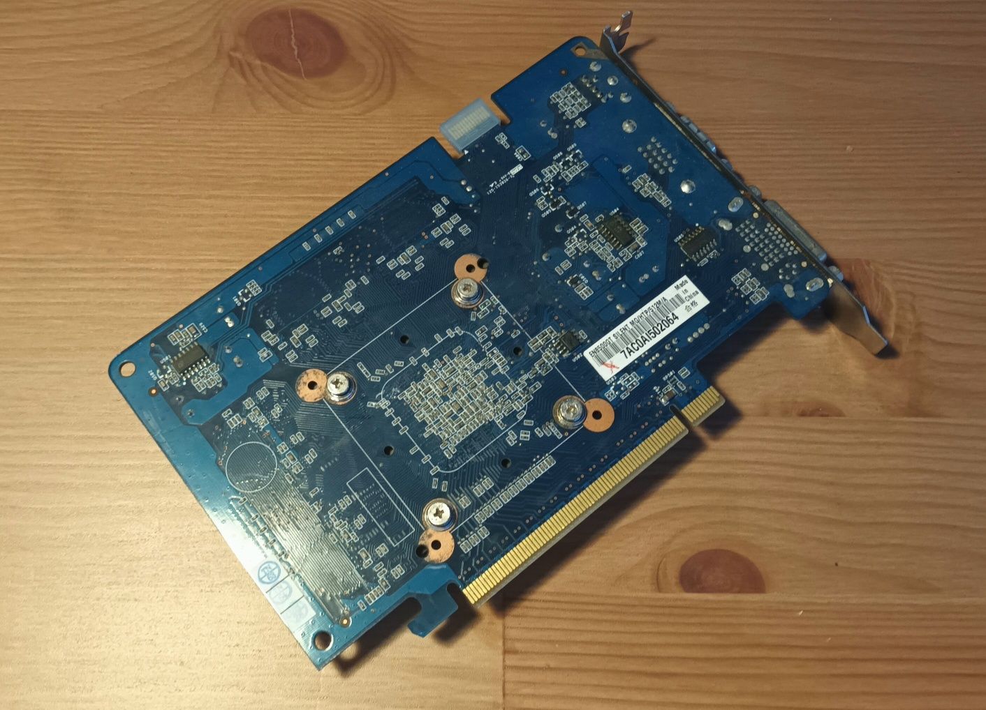 Placa gráfica Asus 8500GT com 512Mb