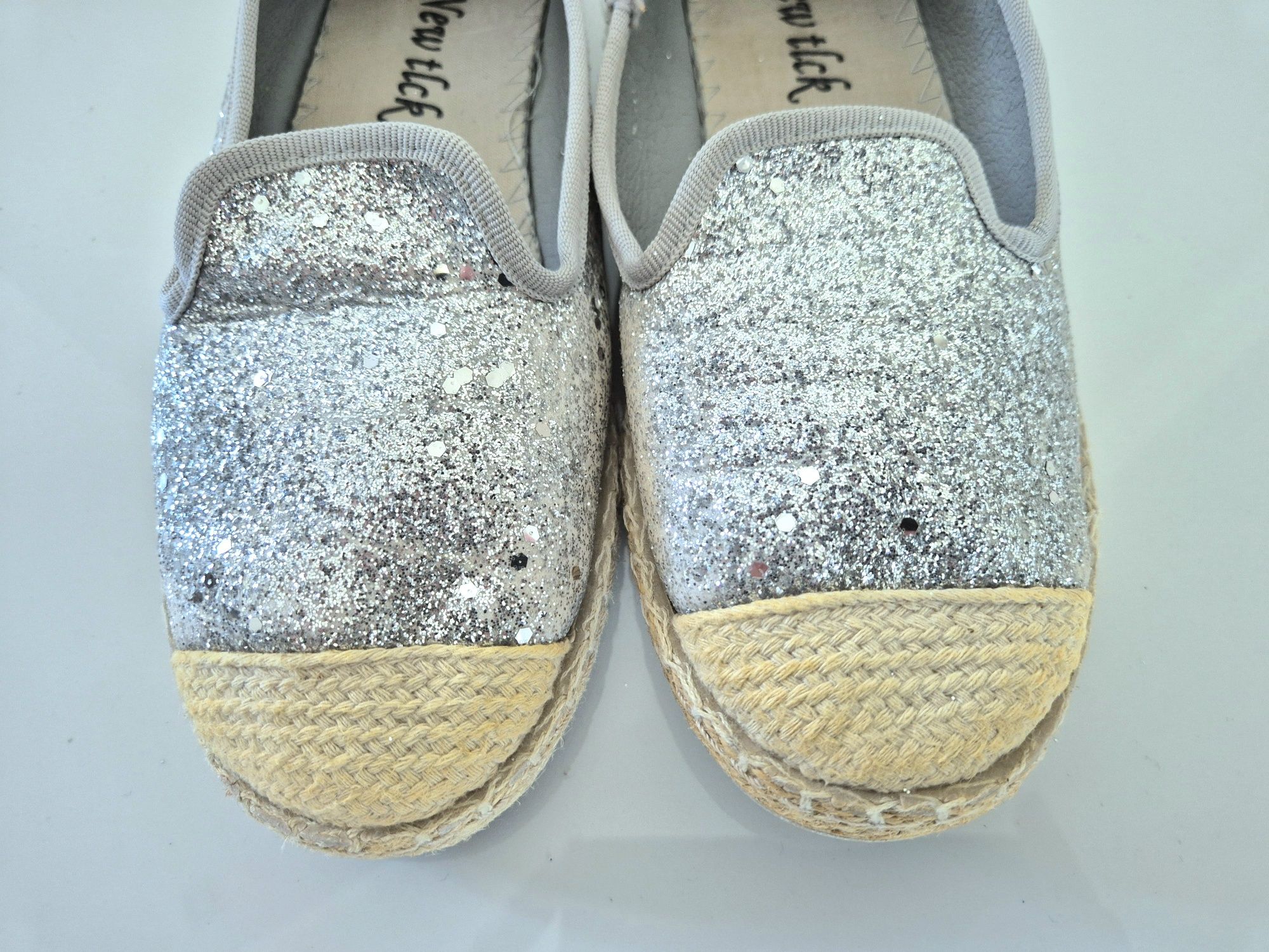 Espadryle brokatowe