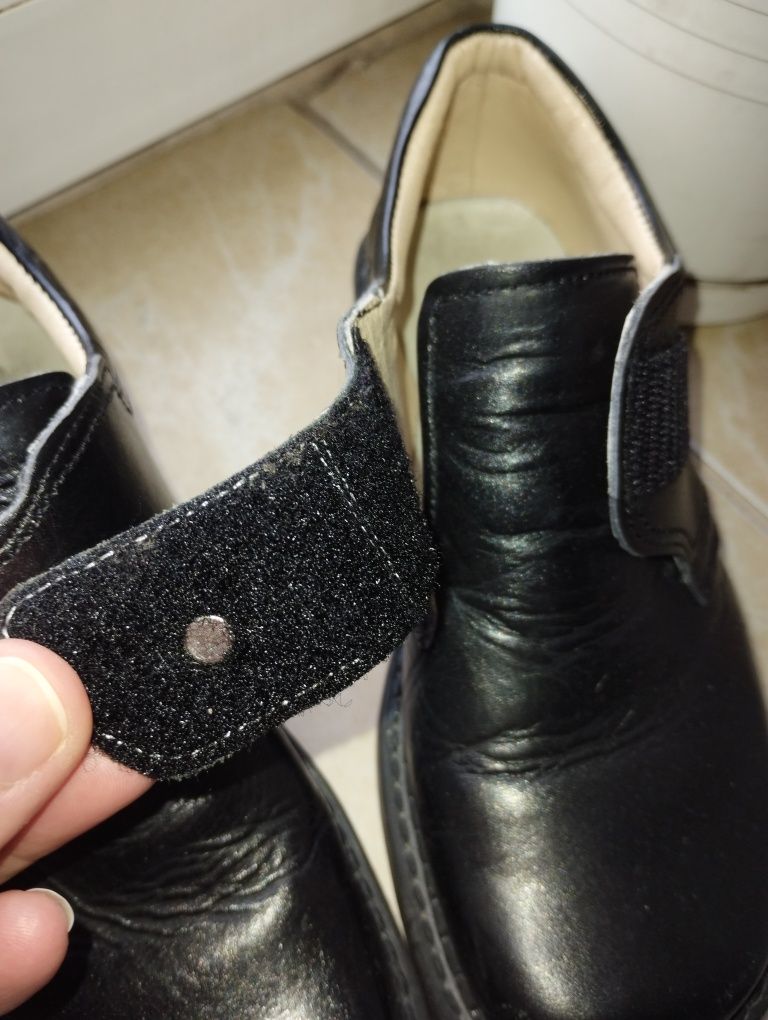 Eleganckie buty, roz. 33