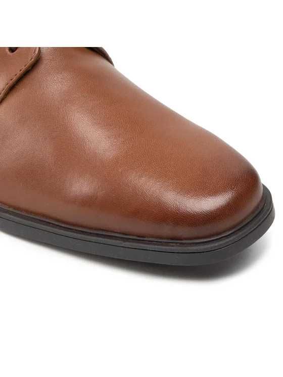 Туфлі дербі Clarks Tilden Plain 261300977 Коричневий EU 44.5