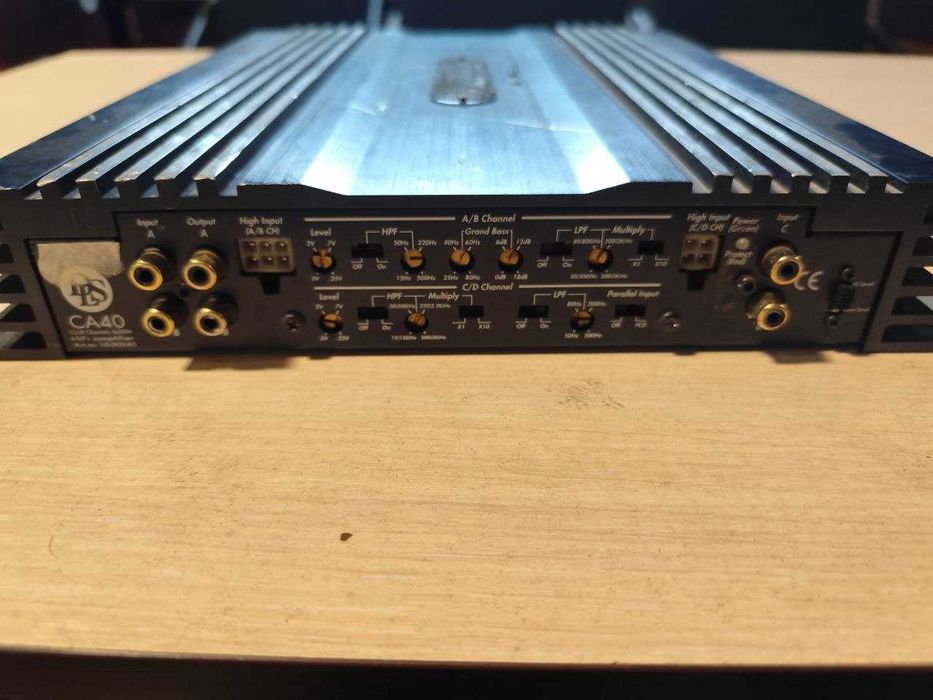 Автомобільний підсилювач DLS CA40
