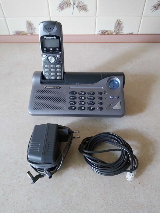 Радиотелефон Panasonic  KX-TCD715RU