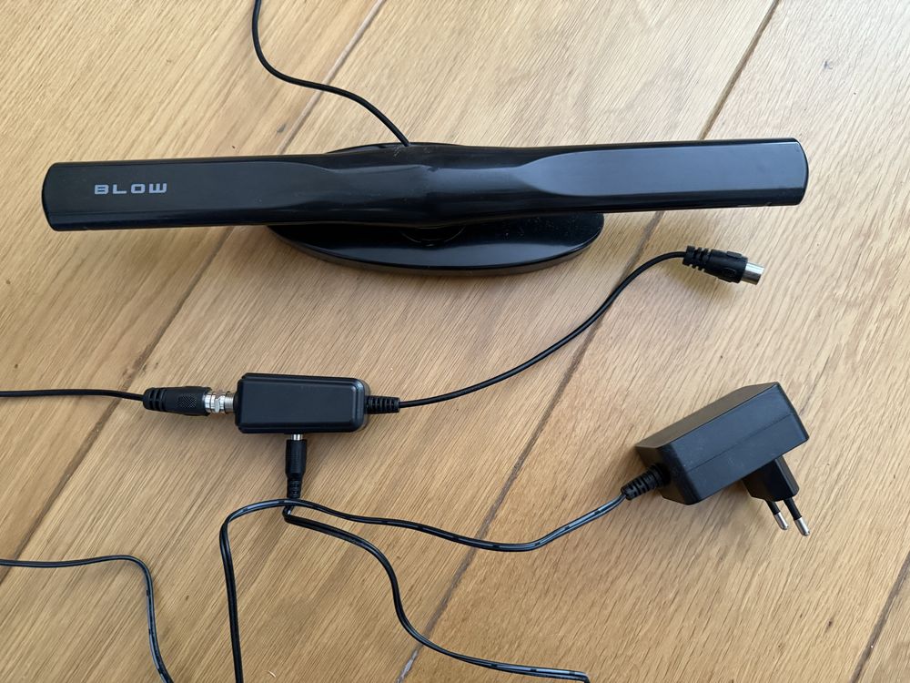 Dekoder dvbt + antena pokojowa