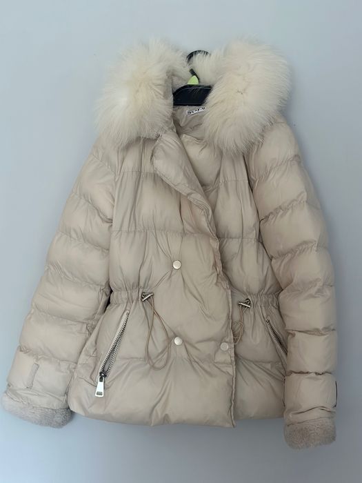 Пуховик з хутром песця