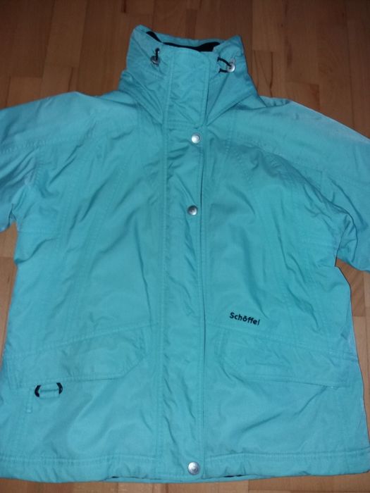 Лижня куртка. Курточка для катання на лижах.