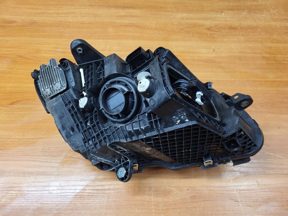 Mercedes W205 C klasa 2020r lampa lewa przednia Full Led A205.906.5906