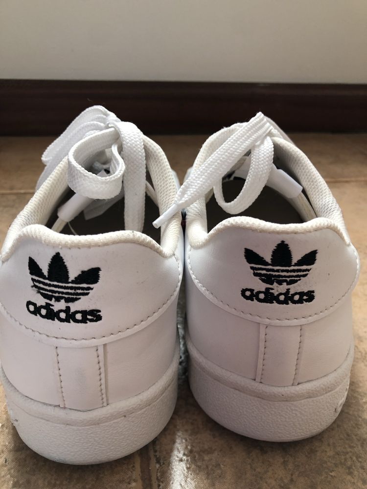 Adidas continental