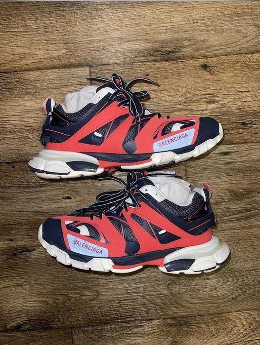 43-44 Balenciaga Track 1 legit original