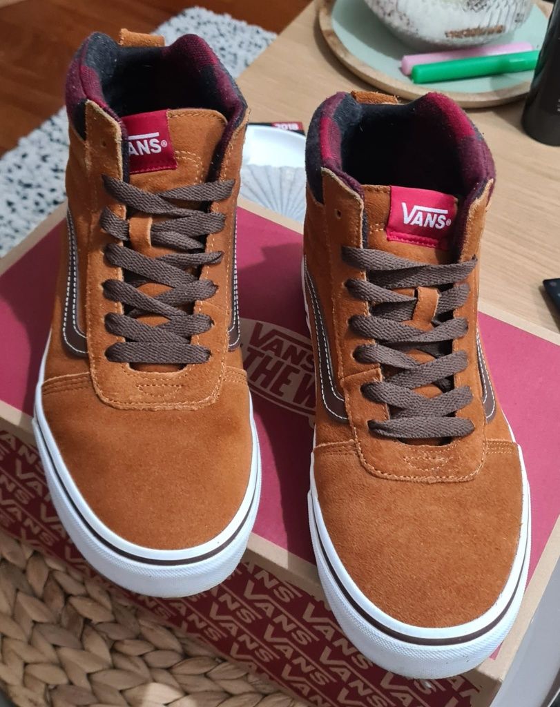 Ténis usados uma vez, VANS ward hi mte, 42,5 europeu