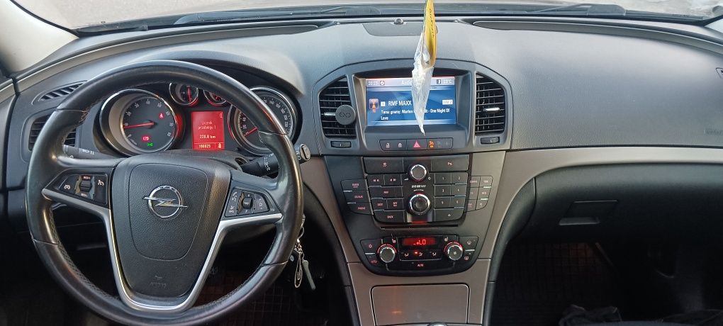 Opel Insignia 1.8 Ben+gaz ,bardzo zadbana.